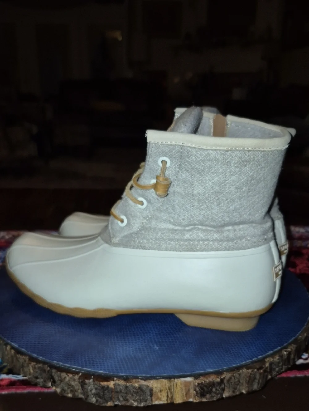 Sperry  Saltwater cream&gray Duck Boots. EC. 3M Thinsulate Womens Sz 10.(#2015S)